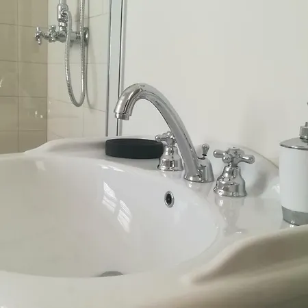 Martelli * 贝尔吉拉泰